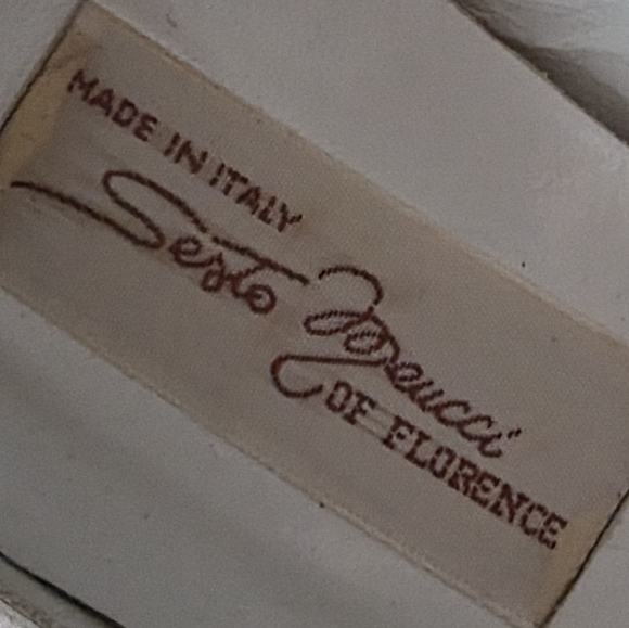 Sesto Meucci Elegant Gray and Black Heels - Picture 3 of 16